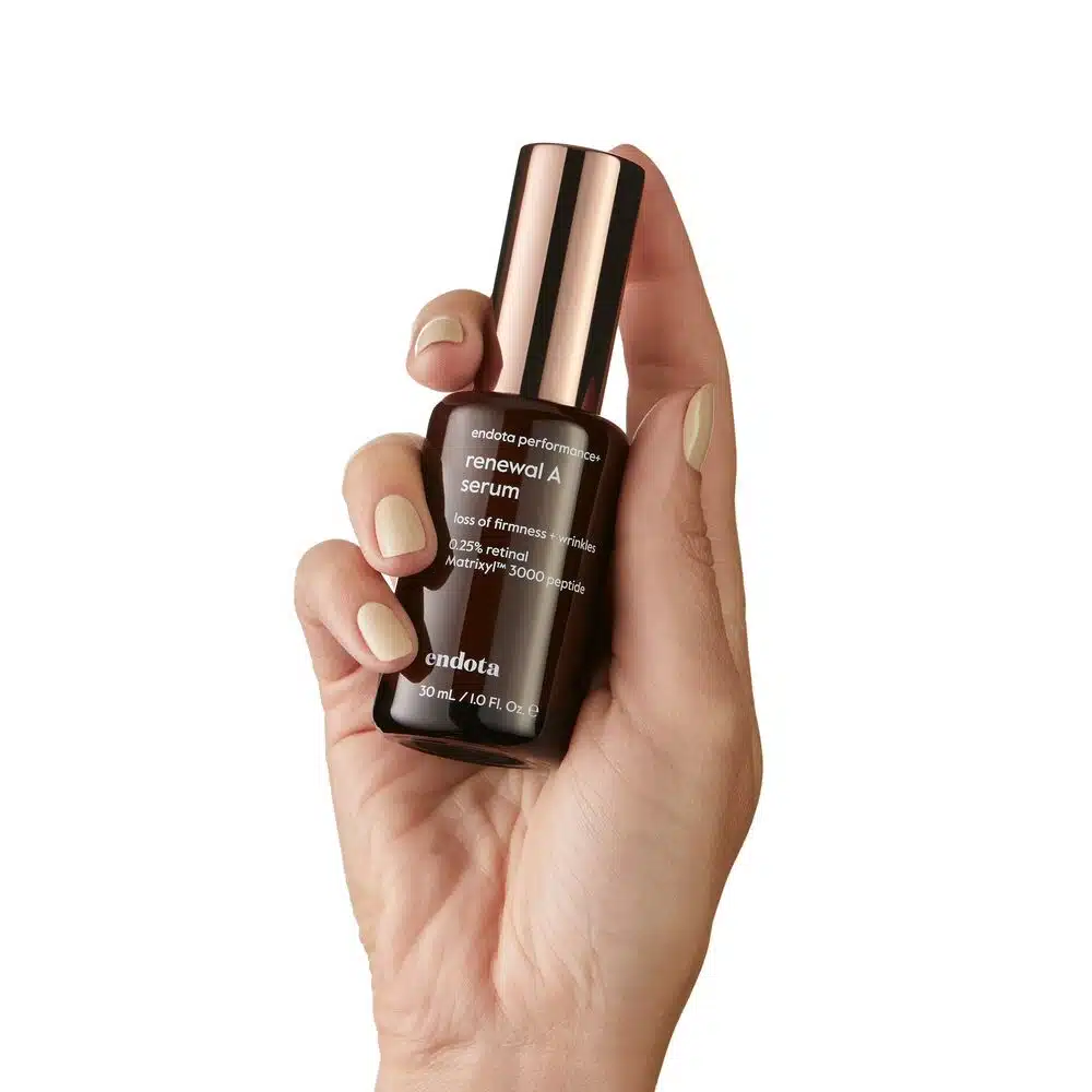 Renewal A Serum is clinically proven to smooth skin tone by 15% and improve skin radiance by 16%⁴